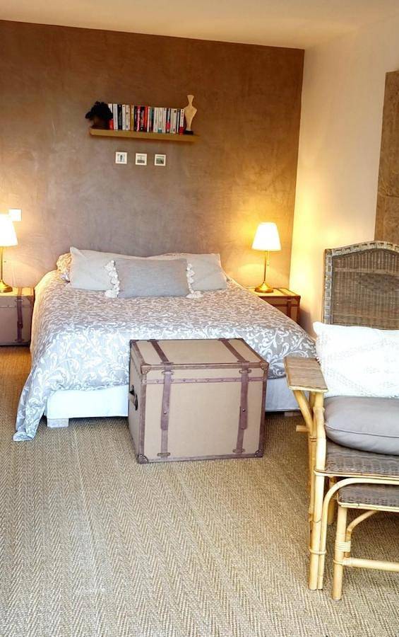 Chambre d’hôte pour 2 personnes, avec jacuzzi et piscine ainsi que terrasse et jardin dans Orne - 2