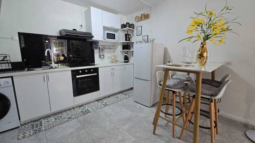 Appartement entier, Charmant appartement au Gosier - 37 m² avec terrasse in Le Gosier, Guadeloupe