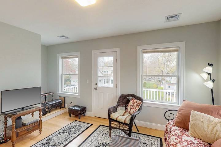 Vacation rental for 6 people, with balcony and yard, with pets in Falmouth (MA)
