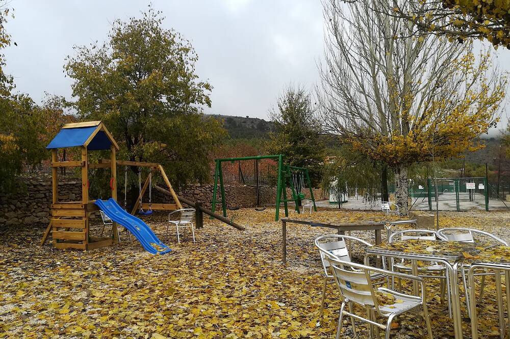 Casa Rural De Montaña En Revolcadores in Inazares, Moratalla