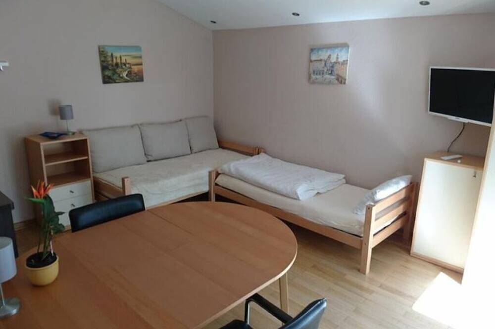 Ganze Wohnung, Ruhiges Apartment mit Parkmöglichkeit u. Aufenthalt im Grünen in Aachen, Rheinland