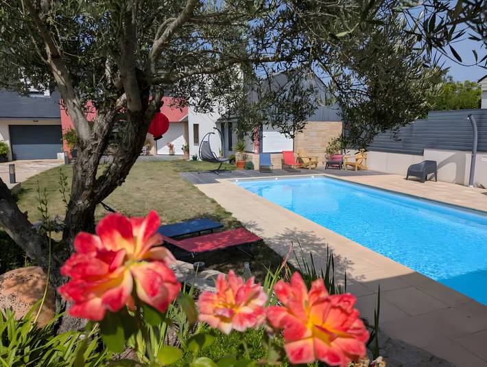 Gîte pour 4 personnes, avec jardin et vue sur le lac dans Theix-Noyalo - 2