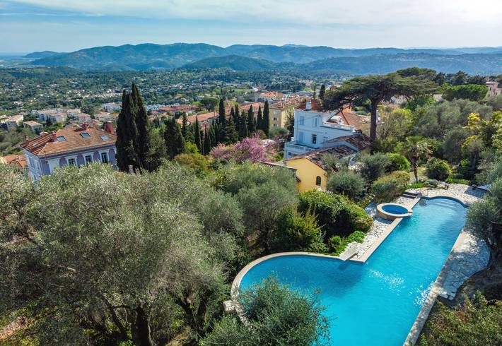 Villa pour 8 personnes, avec balcon et jardin à Grasse - 2