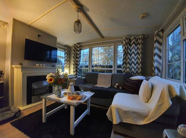 Camping pour 5 personnes, avec vue ainsi que terrasse et jardin