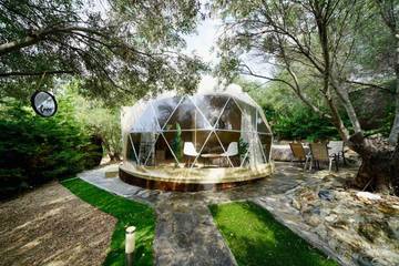 Bungalow für 3 Personen, mit Terrasse und Whirlpool sowie Garten in Chalkidiki
