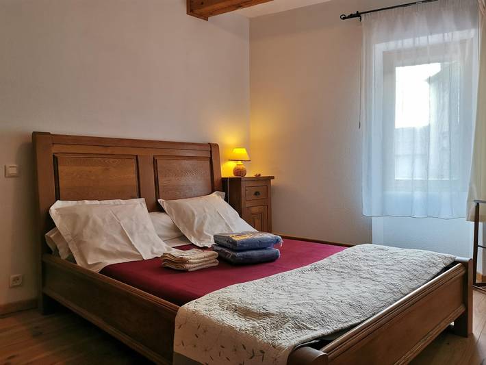 66G123109 in Vingrau, Mediterranean Coast (France)