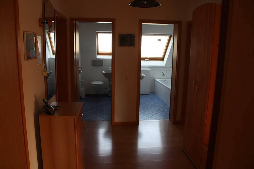 Ganze Wohnung, Ferienwohnung Karin - Ferienwohnung 94 m², 2 Schlafräume, max. 2 Pers. in Oberrimsingen, Breisach am Rhein