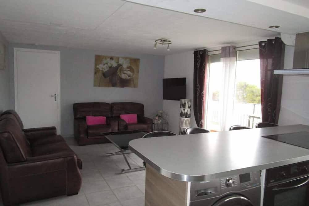 Appartement entier, Rez-de-villa Bellevue T3, 56 m², 3 km de Cassis in Carnoux-en-Provence, Côte méditerranéenne (France)