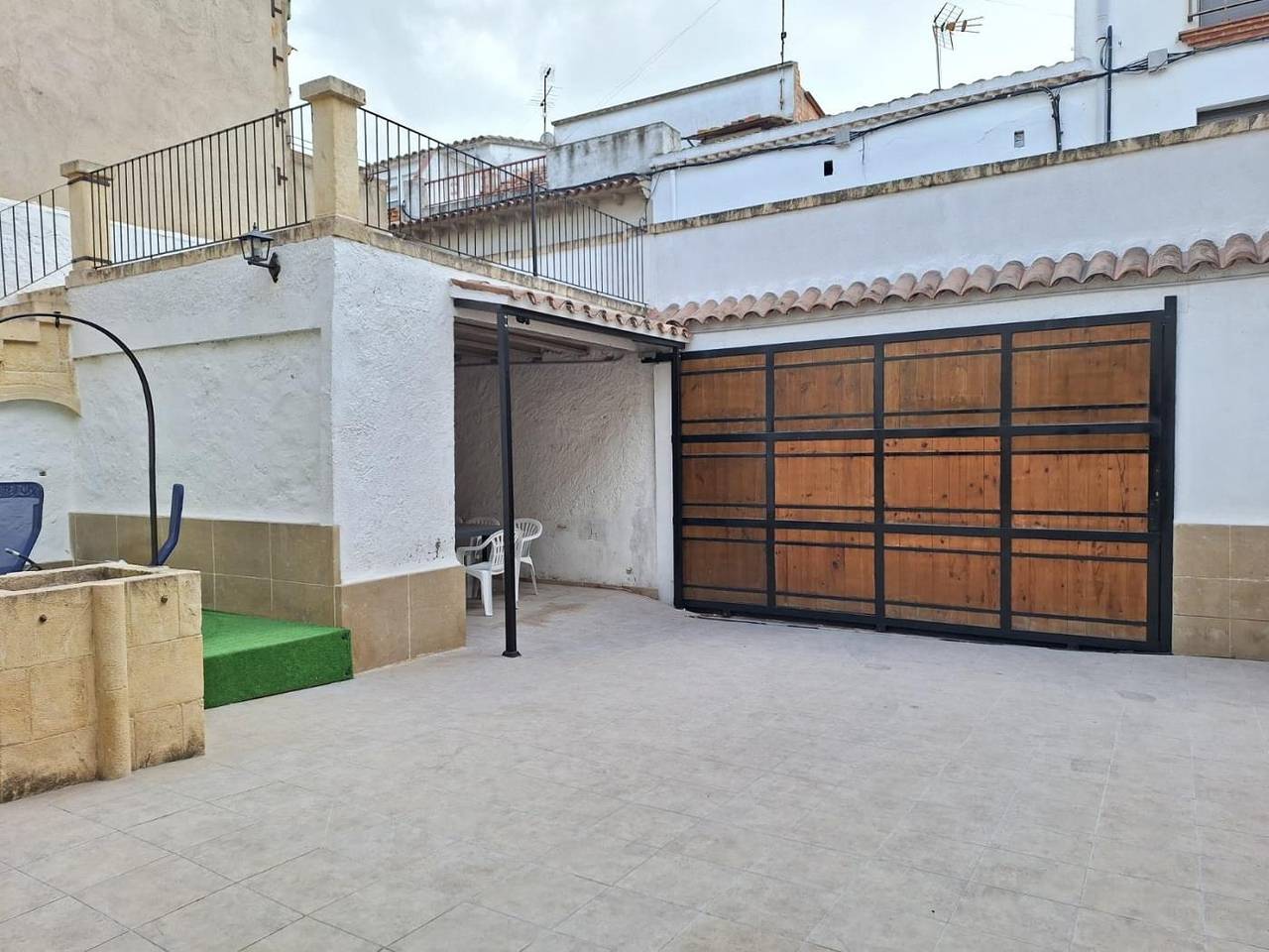 Apartamento vacacional entero, Casa Petricor con 5 habitaciones dobles in Bellvey, Costa Dorada