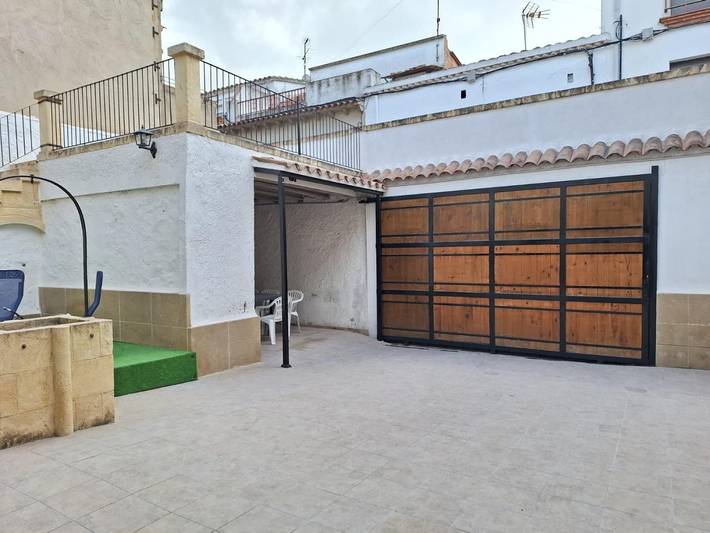 Apartamento vacacional entero, Casa Petricor con 5 habitaciones dobles in Bellvey, Costa Dorada