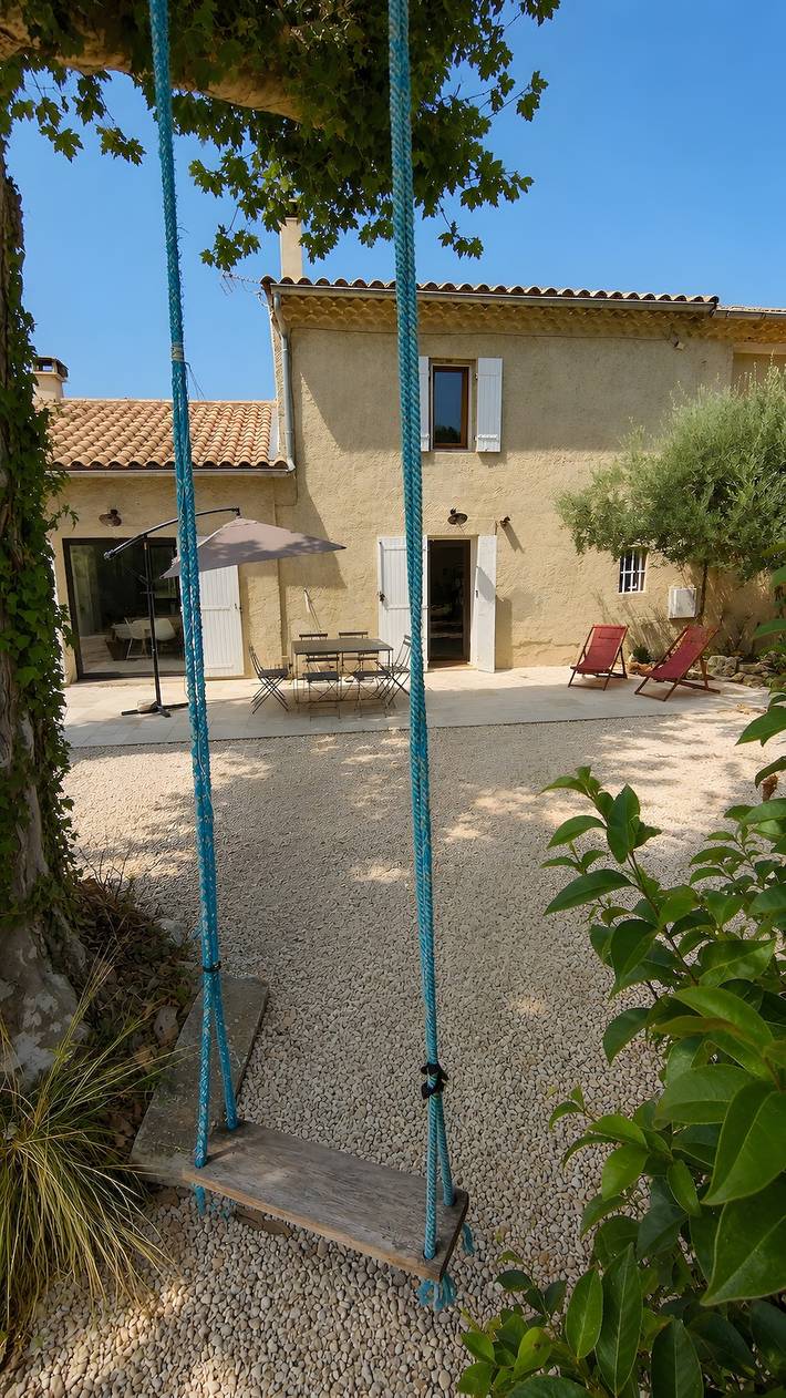 Mas de la roubine, con jardín, aire acondicionado, spa y Wi-Fi in Châteaurenard, Region de Arles