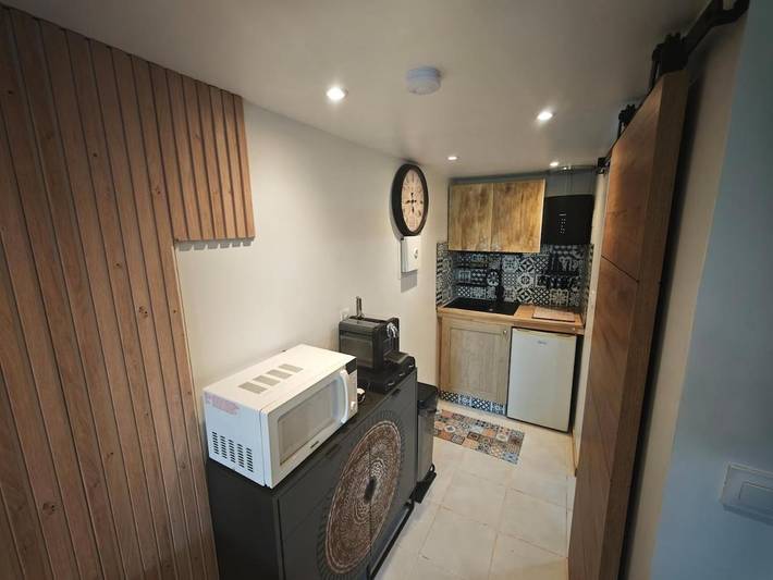 Gîte pour 2 personnes, avec vue ainsi que jardin et terrasse à Artigues (Var) - 3