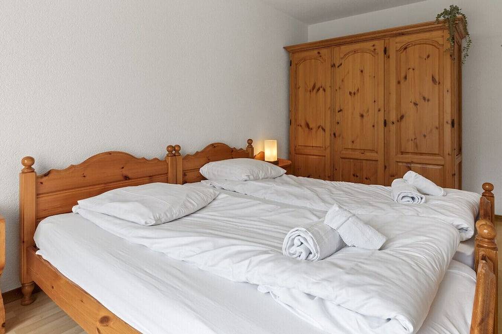 Ganze Wohnung, Les Tilleuls spa & mountain getaway in Saillon, Wallis