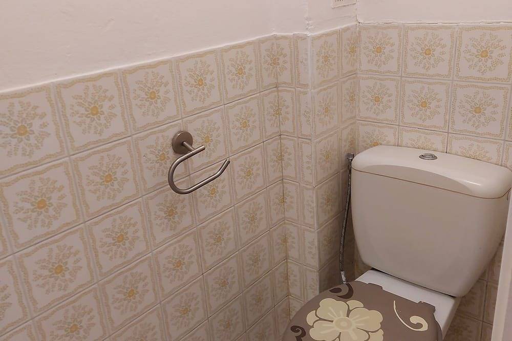 Logement dans villa à Valbonne , piscine, parking, calme, du samedi au samedi in Valbonne, Côte méditerranéenne (France)