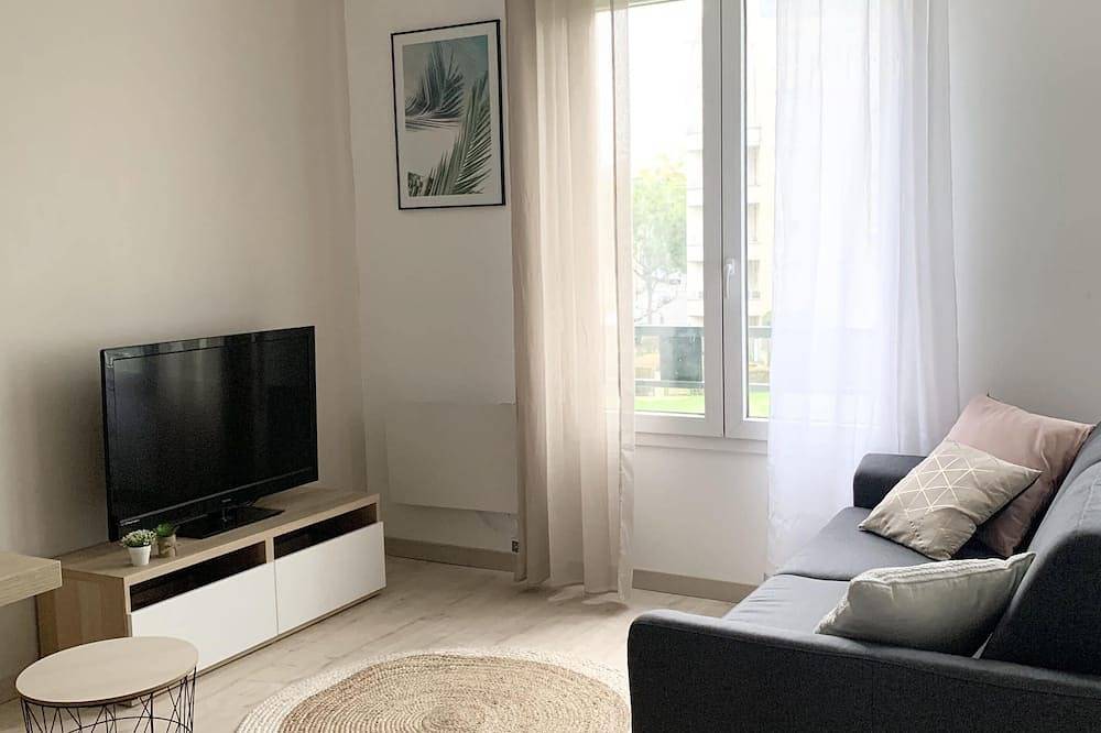 Apartamento entero, Cosy Studio 30m2 - At the foot of the station - Parking in Cergy, Valle del Oise