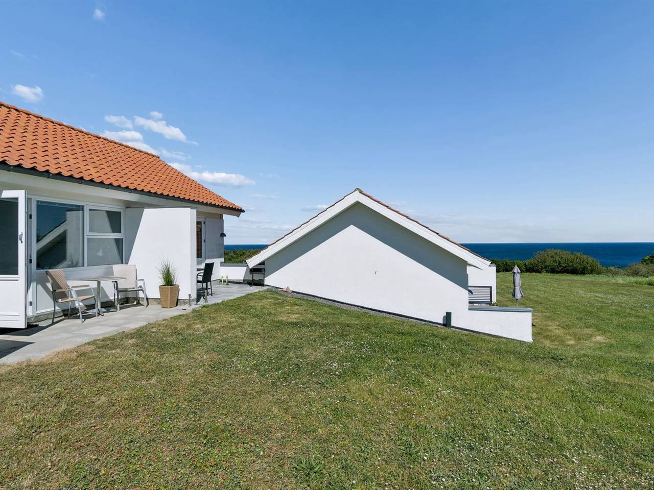 Hel lägenhet, "Kirsti" - 300m from the sea in Sandkås, Allinge-Sandvig
