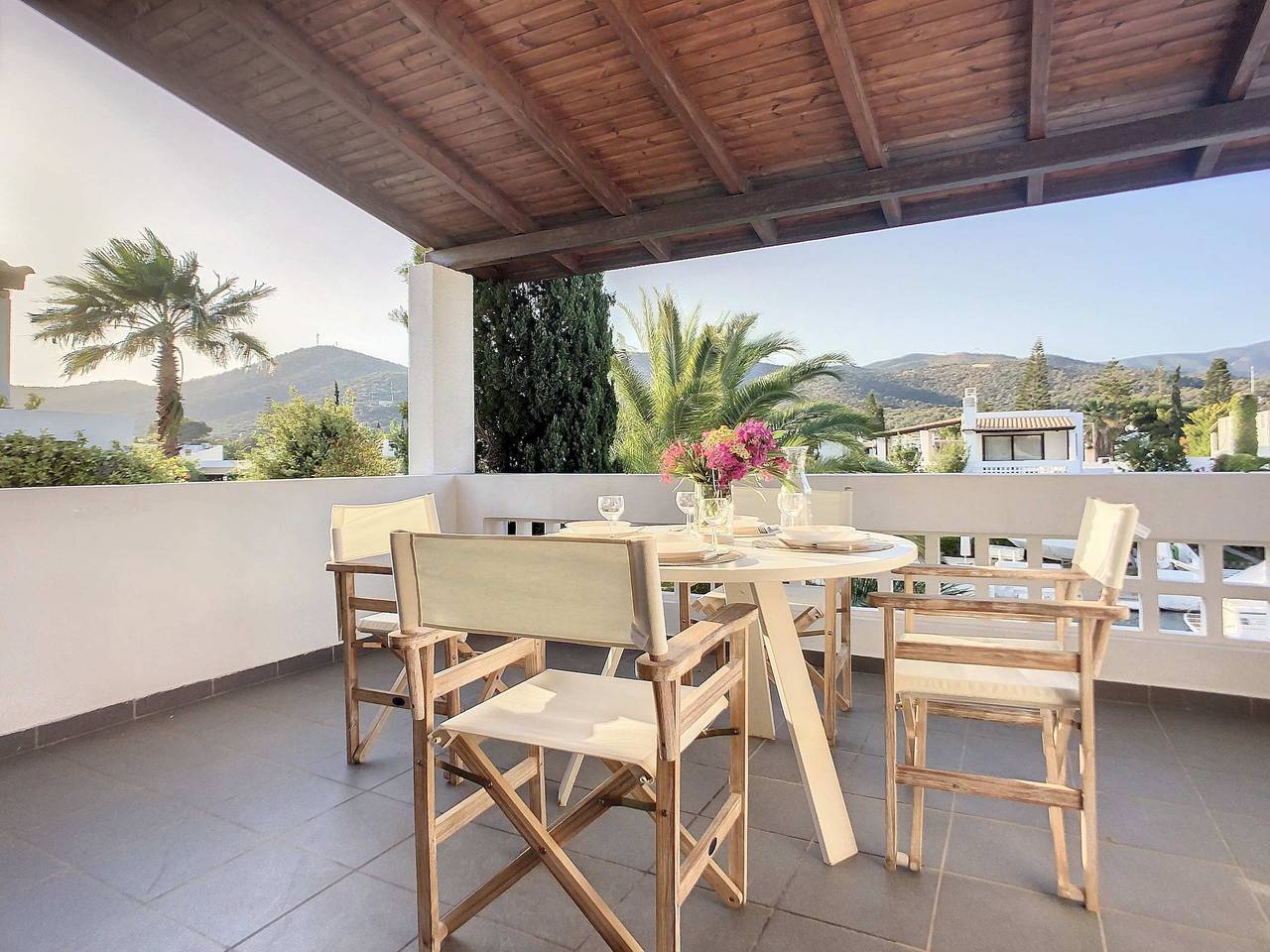 Villa 'Beach , Swimming Pool For 8' mit Meerblick, Wi-Fi und Klimaanlage in Akti Idras, Thermisia