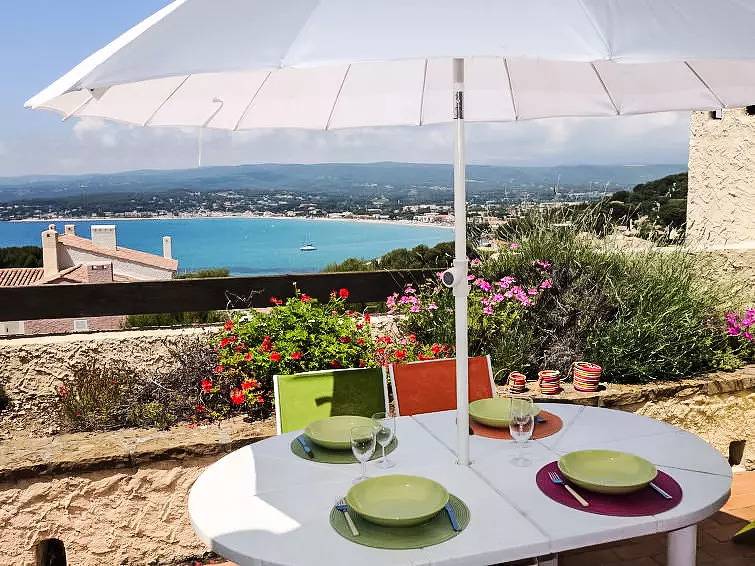 Appartement entier, 1 Pièce 2 Personnes in Saint-Cyr-sur-Mer, Région de Toulon