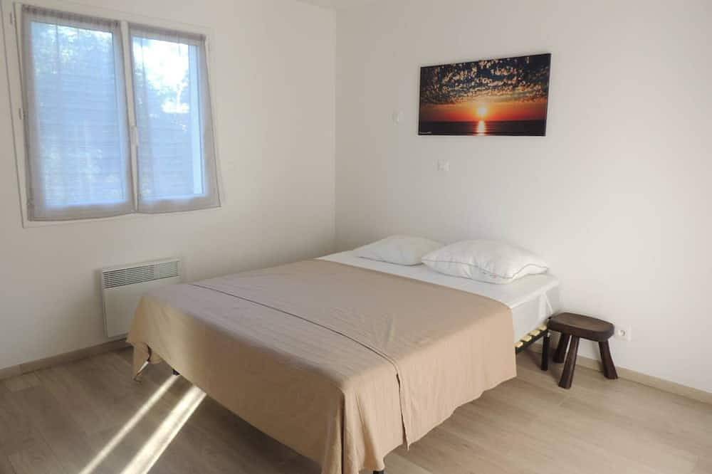 Villa \"Tré les Pins\"**** 7 bedrooms 100m from Lac De Lacanau in Lac de Lacanau, Lacanau