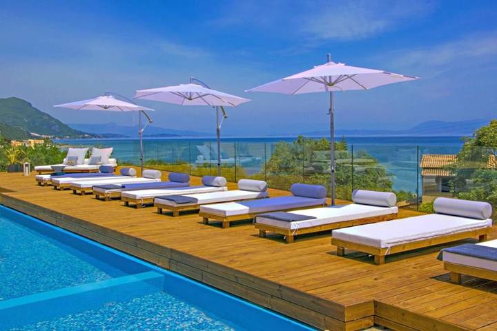 Ferienwohnung für 3 Personen, mit Garten und Ausblick sowie Pool