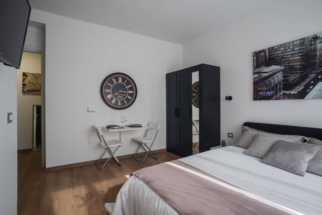 Apartamento inteiro, Cagliari Modern Studio near the Station! in Cagliari, Campidano