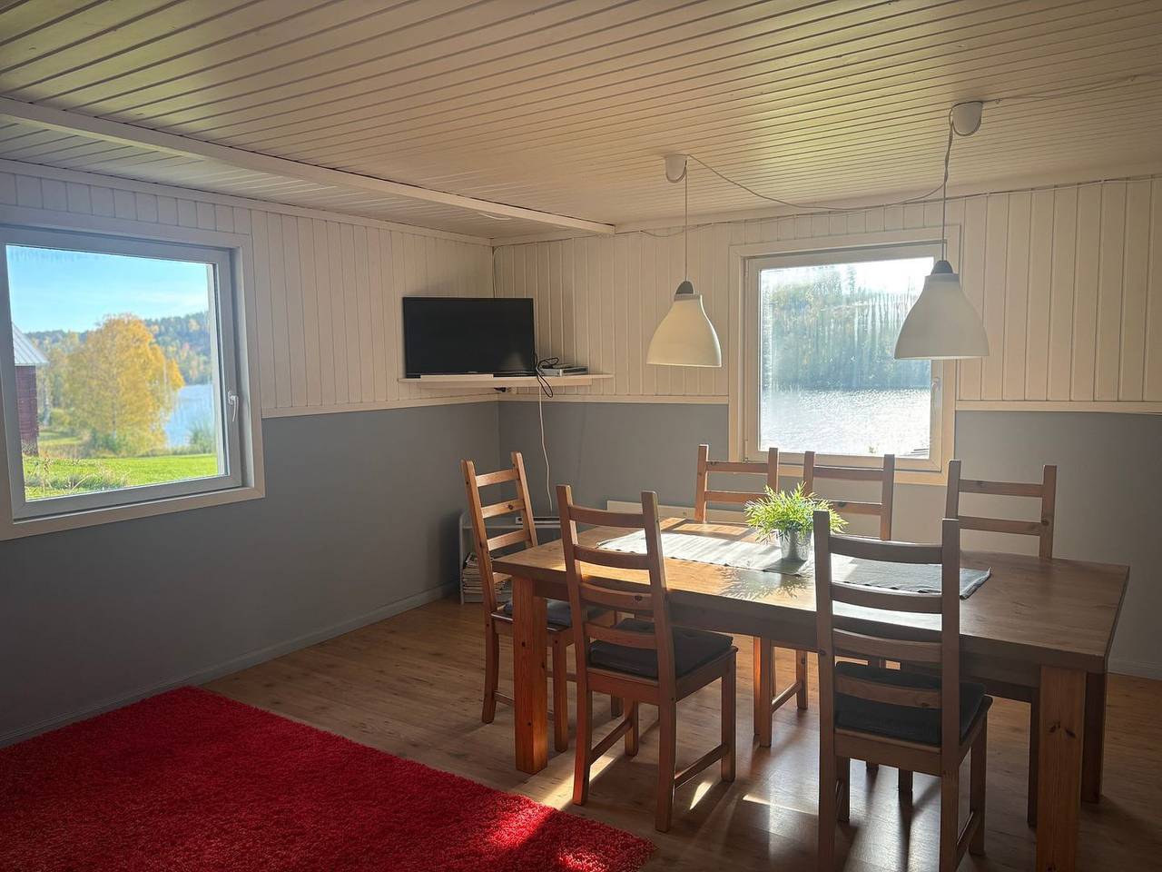 Ferienhaus Ramona – Urlaub mit Seeblick & Boot bei Sundsvall in Västernorrland