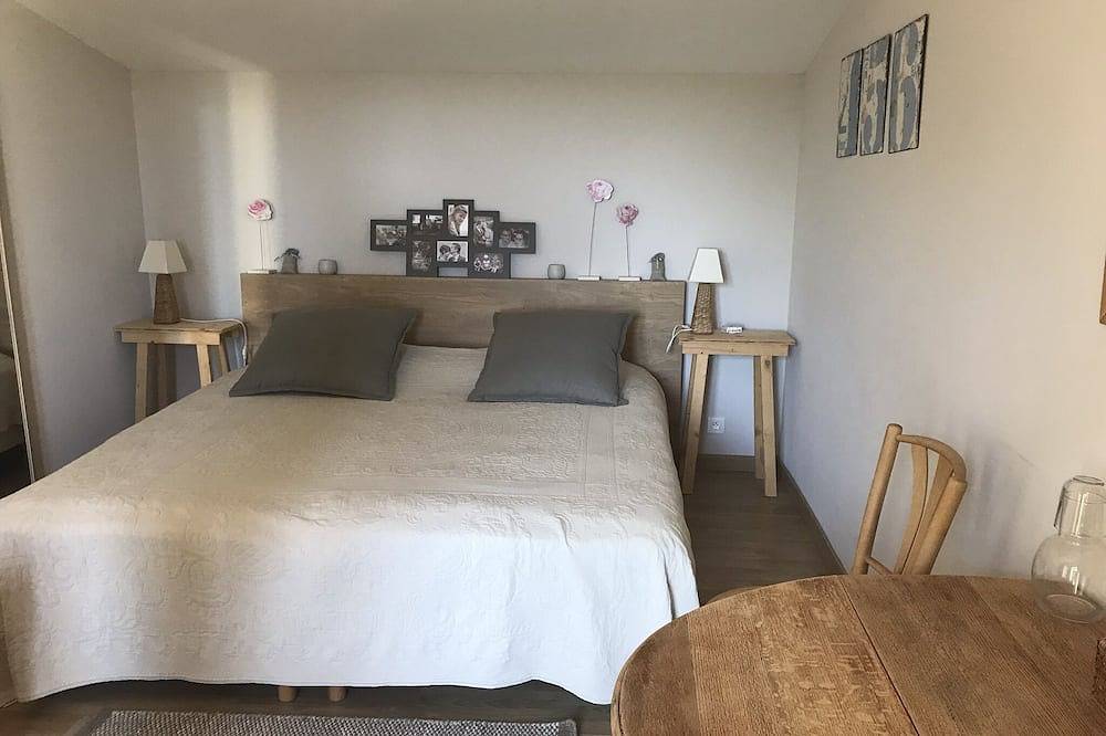 Villa de standing avec grande piscine privée climatisée et terrain de tennis in Montclus, Région de Nîmes