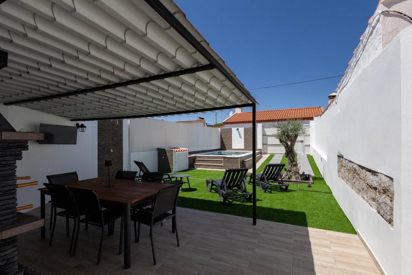 Casa de Férias 'Dos Avós' com Piscina Privada, Wi-Fi e Ar Condicionado in Elvas, Distrito de Portalegre