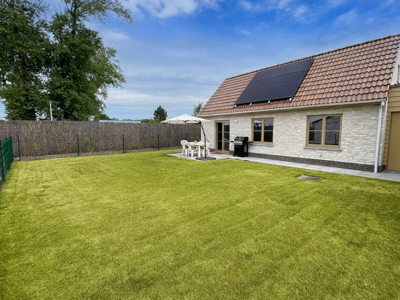 Huiselijk ingericht vissershuis op park bij zee in Oostduinkerke, Koksijde