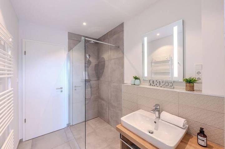 Ganze Wohnung, Ferienwohnung Penthouse Stine in Husum für bis zu 3 Personen in Husum Hafen, Husum