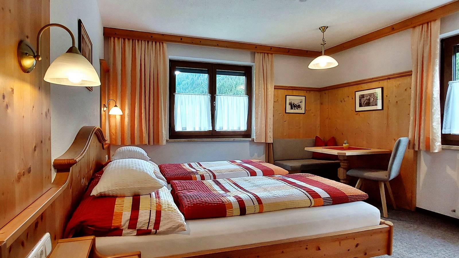 Ganze Ferienwohnung, "Typ 6"(1-2 Pers.)/Wohn-Schlafraum/Du/Wc in Kappl, Verwall