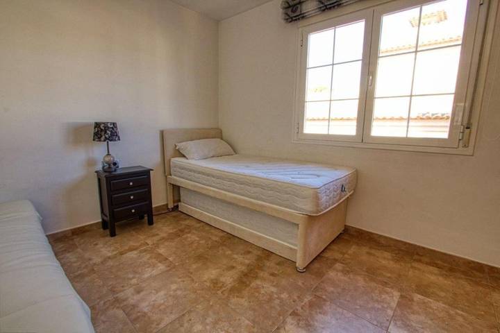 Casa rural para 5 personas, con piscina además de vistas y jardín en Alfàs del Pi - 4