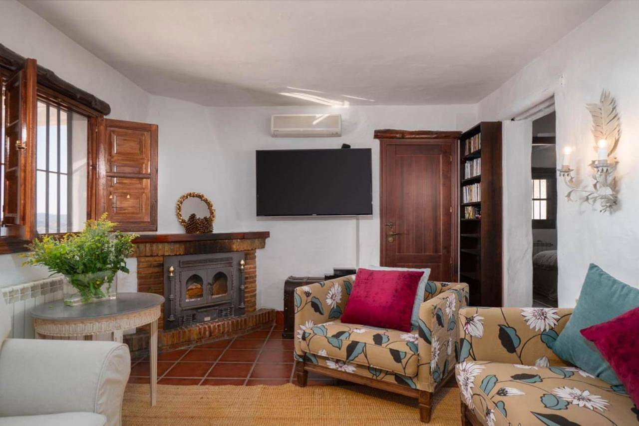 Villa with views and private pool near Malaga. in Colmenar, Provincia de Málaga