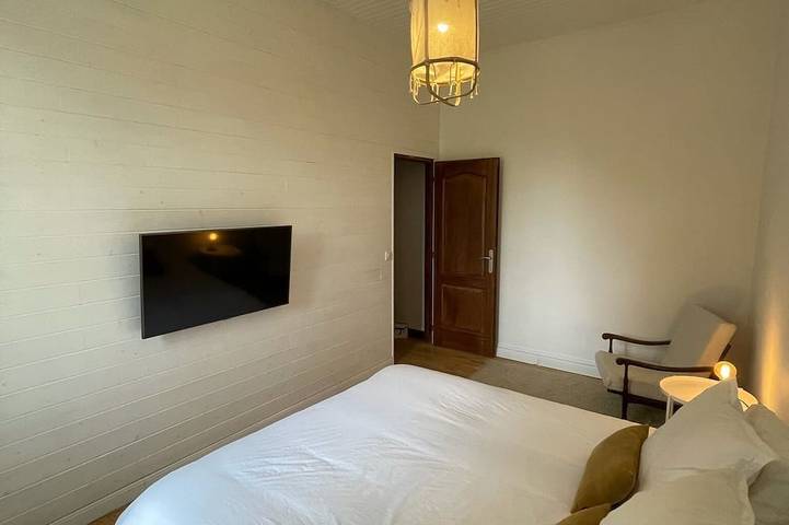 Location de vacances pour 14 personnes, avec jacuzzi ainsi que jardin et terrasse à Sore - 2