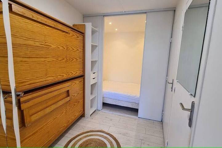 Appartement entier, Joli T2 rez-de-jardin au Couchant 200m de la plage dans résidence avec piscine in Le Couchant, La Grande-Motte
