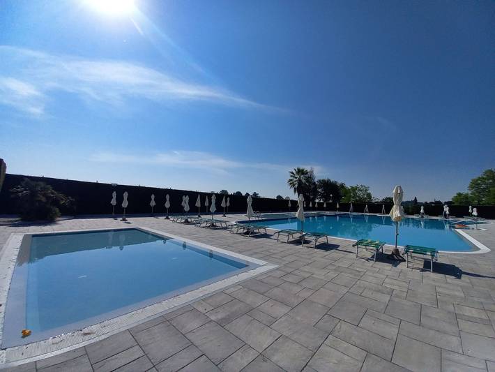 Ferienwohnung für 4 Personen, mit Garten und Pool, mit Haustier in Colà - 3