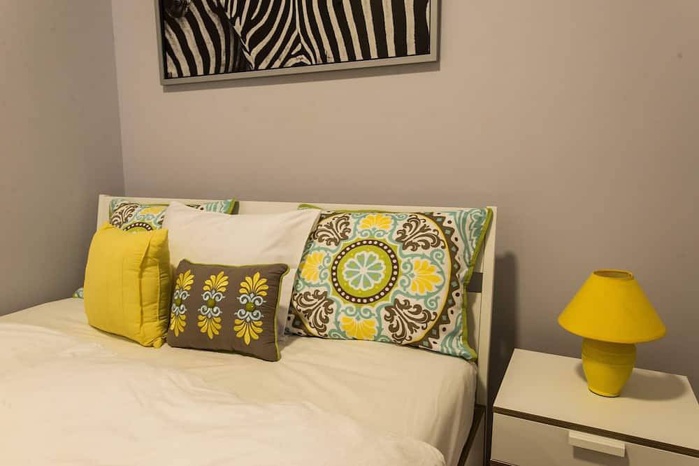Entire apartment, Superb quality, 2Brm, 2Bathroom, A/C, New!! in Budapest, Central Hungary
