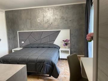 Cottage pour 2 personnes, avec terrasse ainsi que vue et jardin, animaux acceptés à Spilamberto