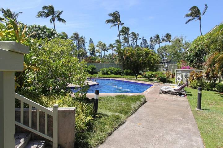 Vacation rental for 6 people, with balcony and pool in Turtle Bay