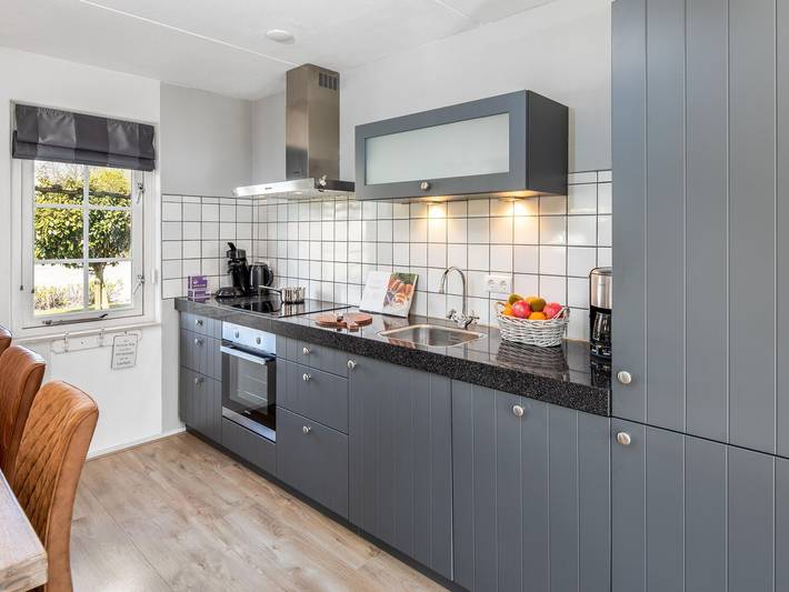 Ferienhaus für 6 Personen, mit Terrasse und Garten, kinderfreundlich in Zeeland - 4