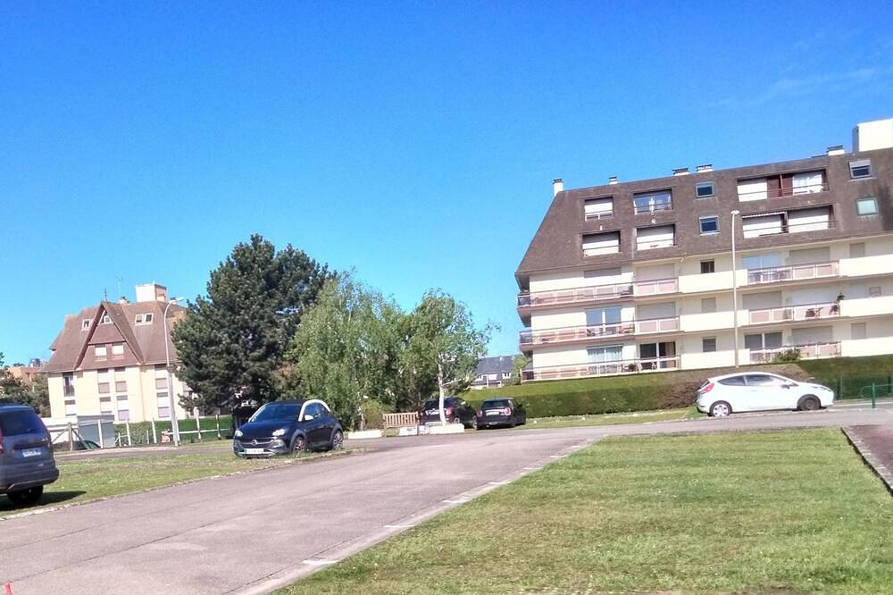 Entire apartment, Joli Studio de 21m2 Avec vue à Houlgate in Saint-Sauveur-de-la-Mer, Lisieux region