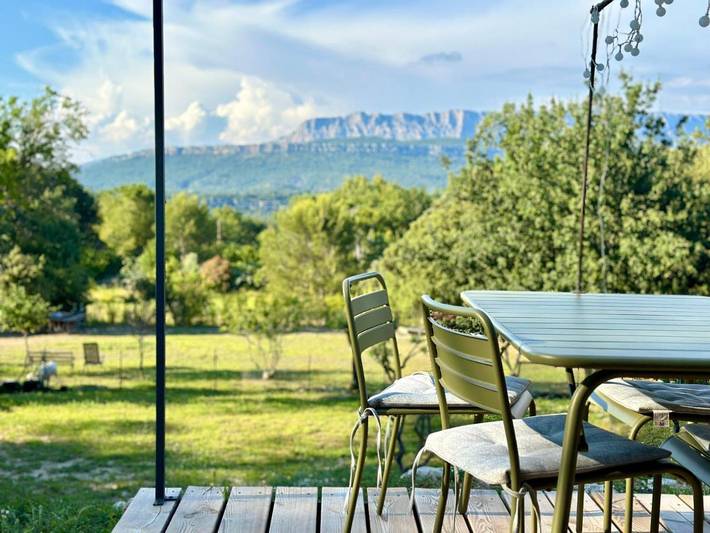 Location de vacances pour 5 personnes, avec vue et jardin à Fuveau - 4