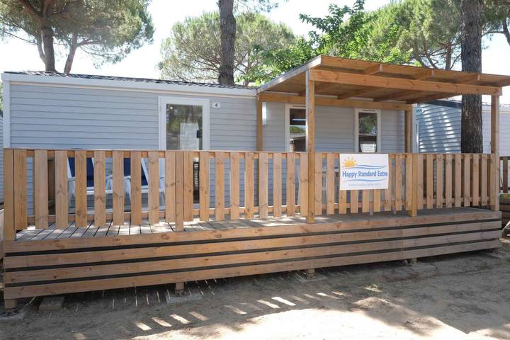 Mobilehome mit Klimaanlage, Terrasse und Pool in San Felice del Benaco, Gardasee-Berge