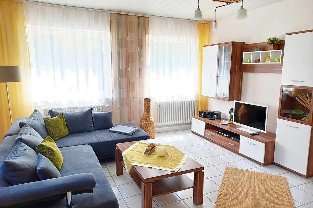 Ganze Wohnung, 4**** Ferienwohnung 'Wiesengrund' direkt am Nationalpark Kellerwald-Ederse in Altenlotheim, Frankenau