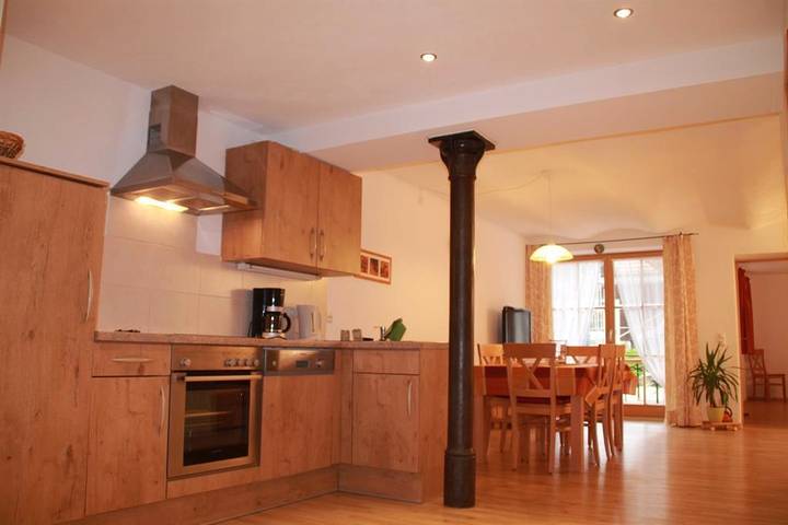 Ferienwohnung für 6 Personen, mit Terrasse und Garten in Lenggries - 4