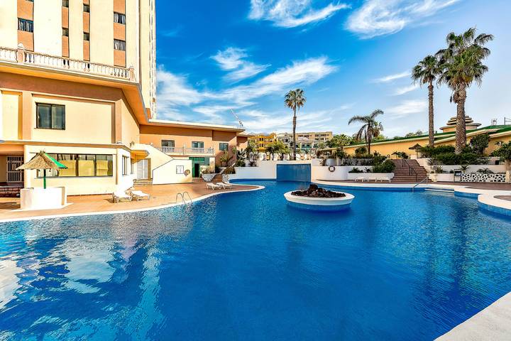 Appartement de vacances pour 4 personnes, avec Terrasse et Piscine