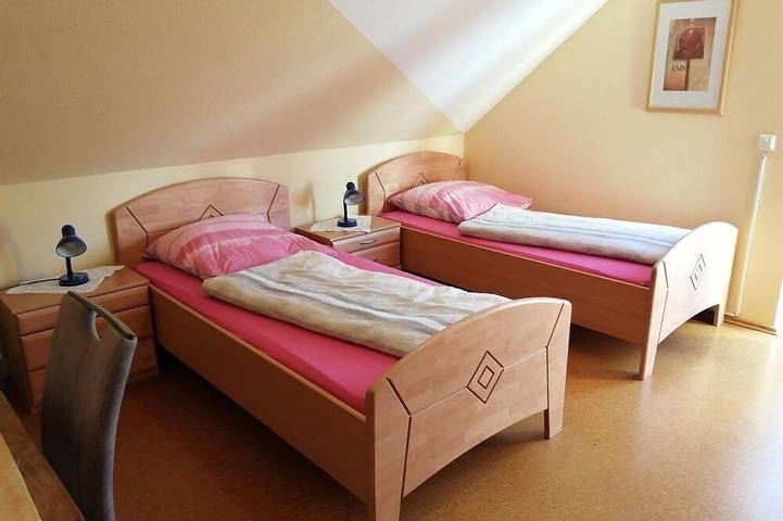 Ferienwohnung für 5 Personen, mit Balkon und Garten in Rheinebene - 2