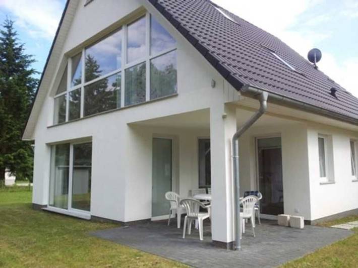 Ferienhaus für 4 Personen, mit Terrasse und Seeblick in Mecklenburg-Strelitz