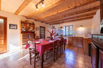 Gîte pour 6 Personnes dans Seythenex, Région d'Annecy, Photo 3