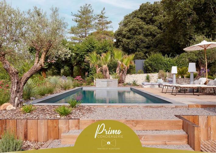 Villa pour 4 personnes, avec vue et jardin ainsi que terrasse et piscine